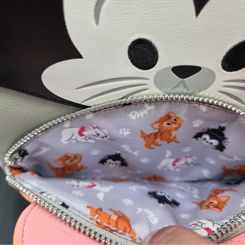 Loungefly Disney Aristocats mini backpack with matching wallet - Picture 3 of 8